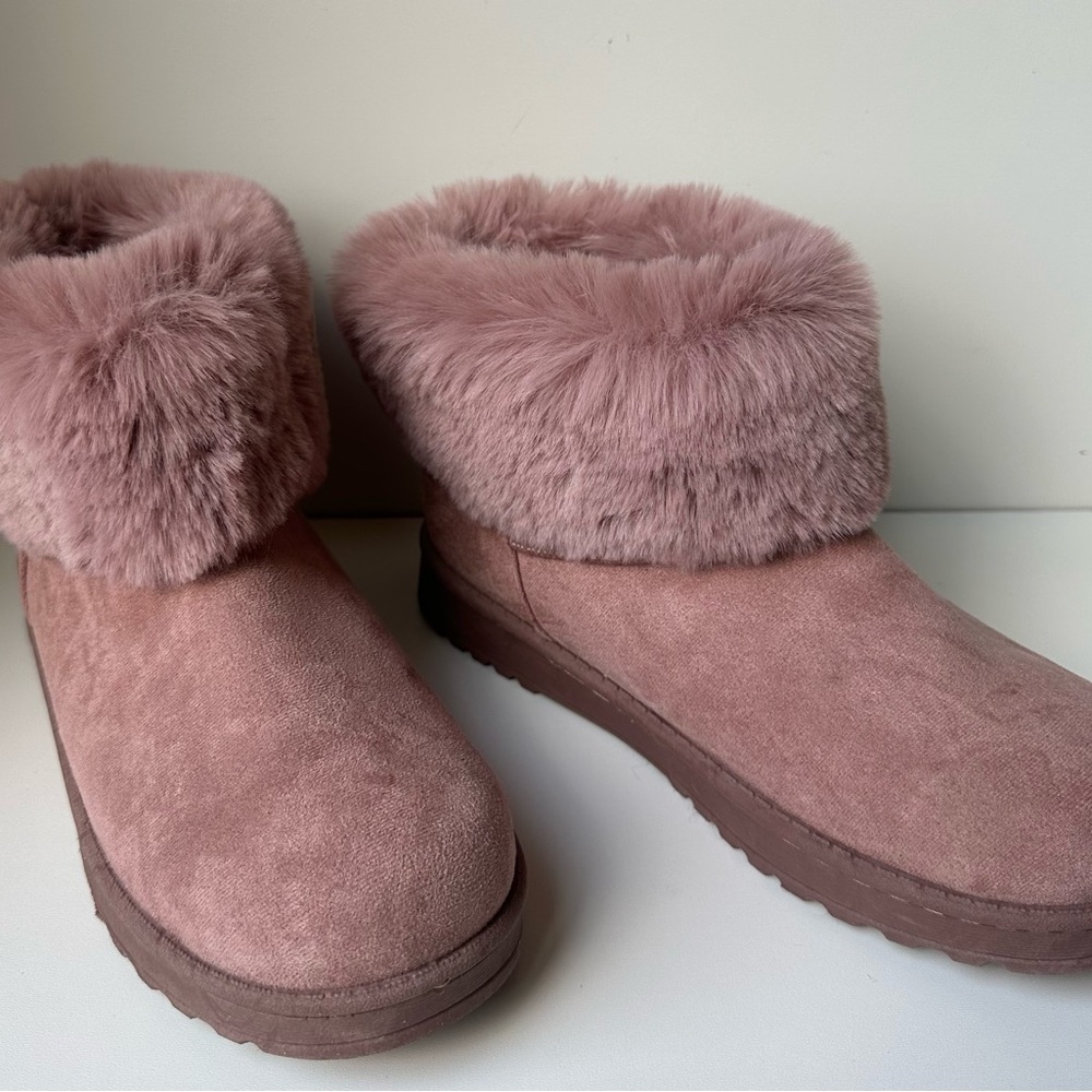 SO COATIMUNDI Women’s Winter Boots Mauve Faux Fur Cozy Slip On Size 10